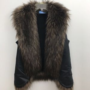Simply Vera Vera Wang Vest NWOT